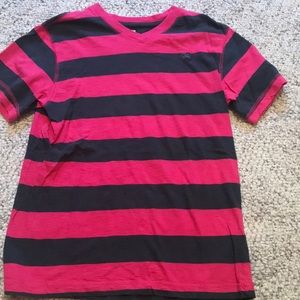Old navy T-shirt
